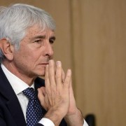 AG体育官方网站-意体育部长：意大利足协的领导层无良知也无责任感